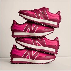 Figs New Balance 327 Shoes